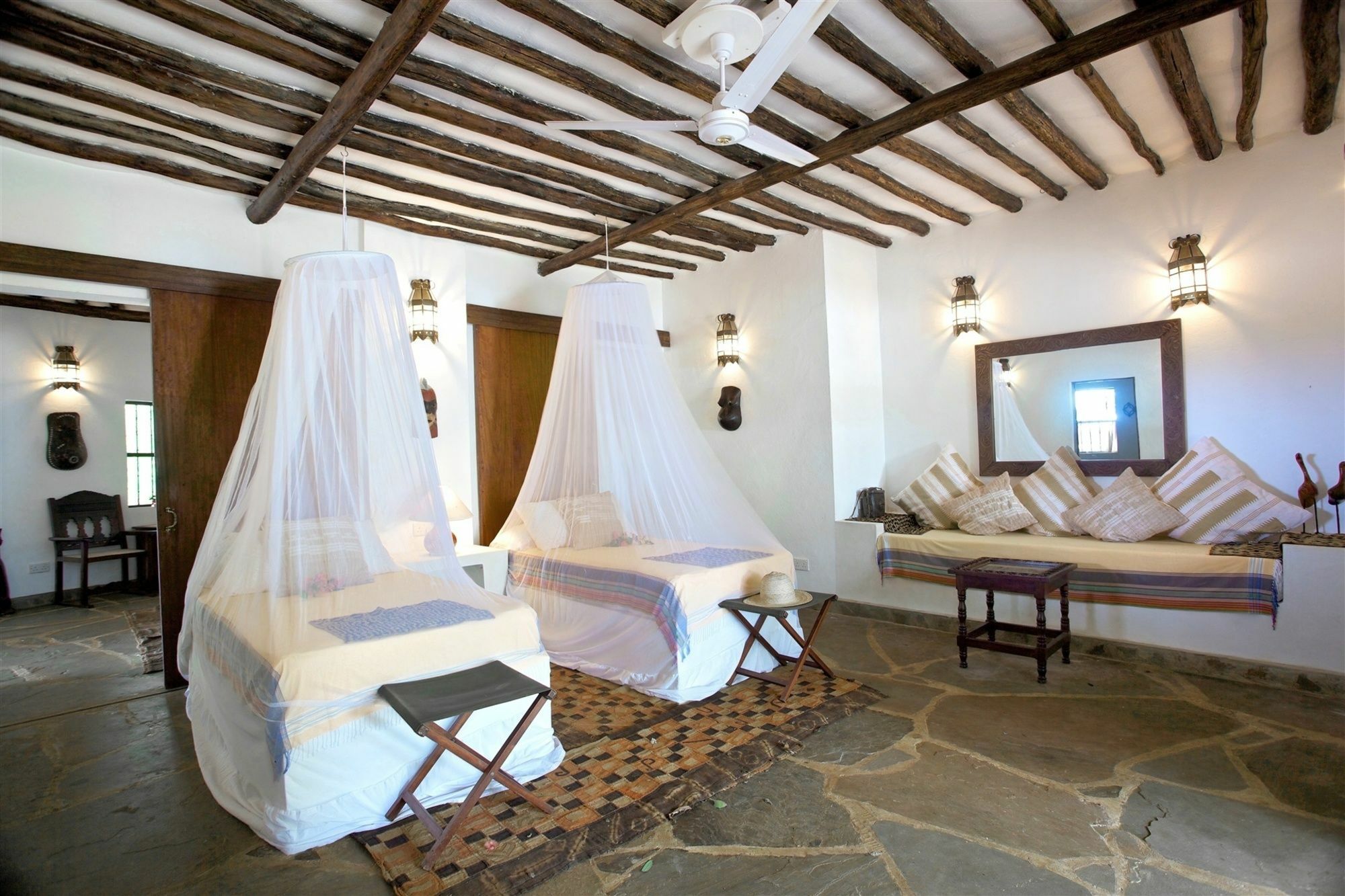 Kinondo Kwetu Hotel Diani Beach Exterior photo